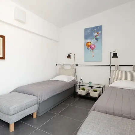 Villa Haddock Beachfront NEA PROPONTIDA